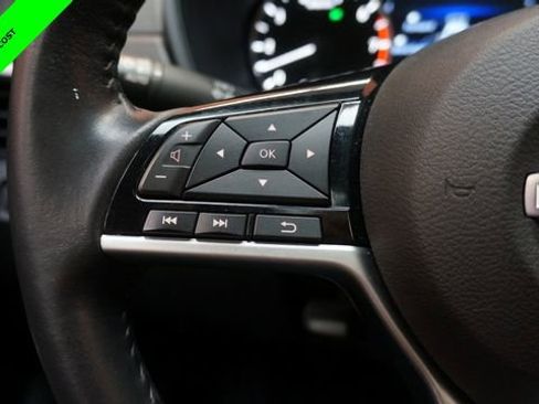 Certified 2023 Nissan Altima 2.5 SV w/ SV Premium Package AWD/4WD image 22