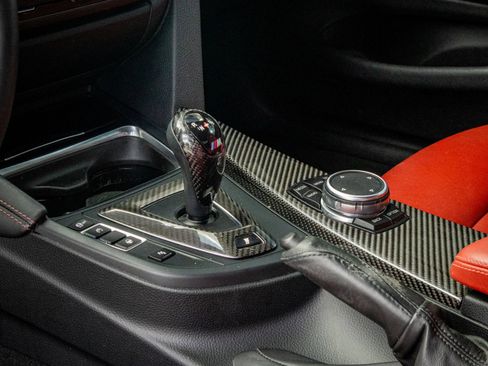 Used 2015 BMW M4 Coupe RWD image 30