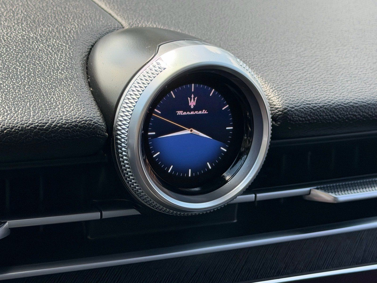 Used 2023 Maserati Grecale GT AWD/4WD image 25