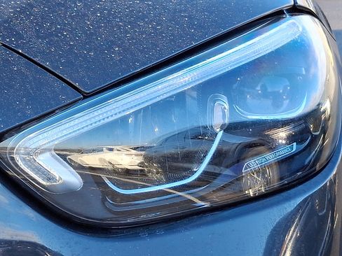 Used 2023 Mercedes-Benz C 300 4MATIC Sedan image 9