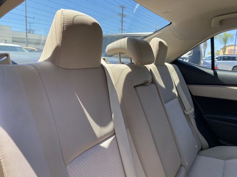 Used 2015 Toyota Corolla LE w/ Protection Package FWD image 23