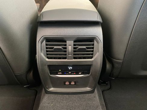 New 2026 BMW 330i xDrive Sedan w/ Convenience Package image 30