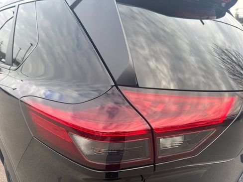 Certified 2023 Nissan Rogue SV image 39