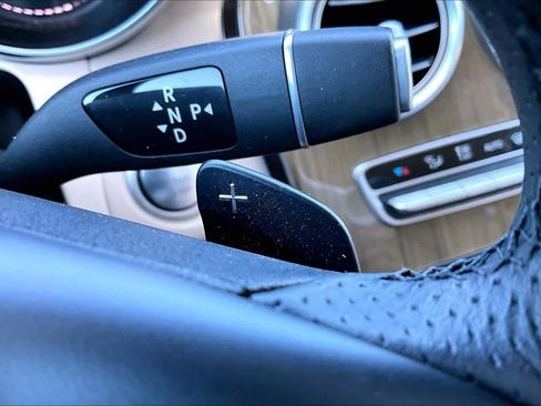 Used 2018 Mercedes-Benz GLC 300 image 35