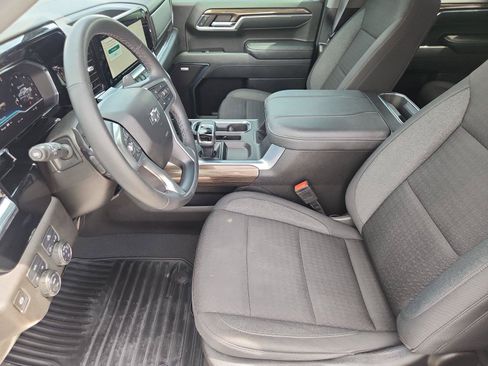 Used 2024 Chevrolet Silverado 1500 RST w/ Convenience Package II AWD/4WD image 18