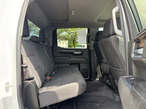 Used 2022 Chevrolet Silverado 1500 RST AWD/4WD image 14