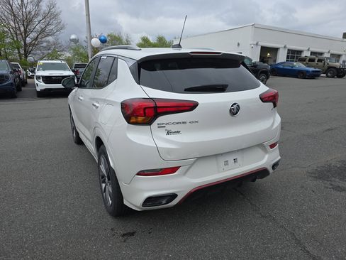Used 2022 Buick Encore GX Select w/ Sport Touring Package AWD/4WD image 7