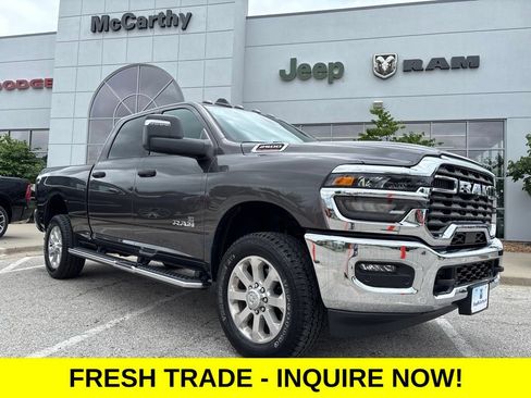 Used 2026 RAM 2500 Big Horn AWD/4WD image 1