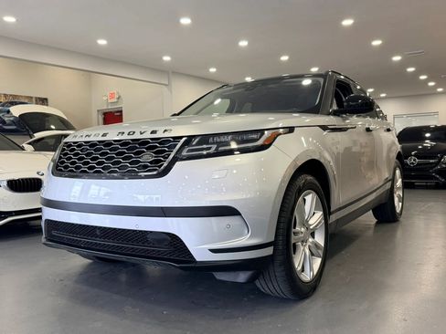 Used 2019 Land Rover Range Rover Velar S AWD/4WD image 3