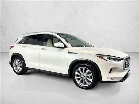 Used 2021 INFINITI QX50 Essential FWD image 3