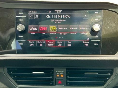 Used 2023 Volkswagen Jetta SEL FWD image 27