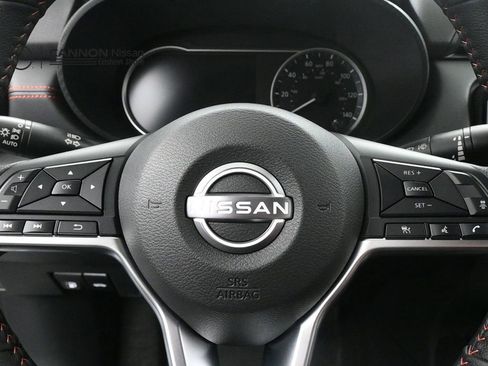 New 2025 Nissan Versa SR w/ Trunk Package image 12