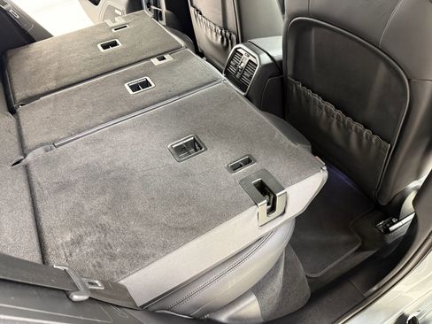 Used 2020 Porsche Macan S image 46