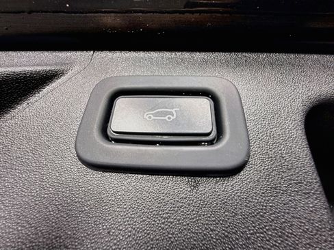 Used 2022 Land Rover Discovery Sport S AWD/4WD image 43