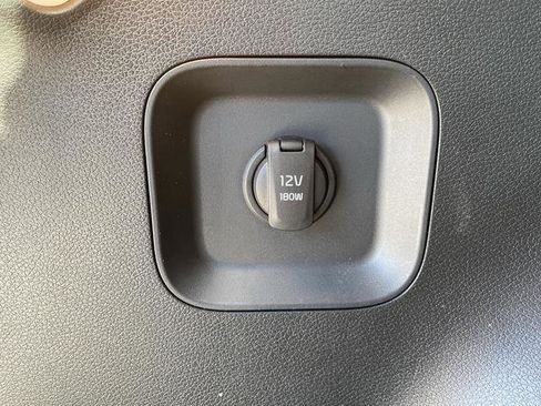 Certified 2024 Kia Sportage EX image 16