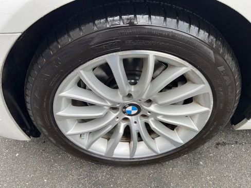 Used 2014 BMW 528i Sedan image 9
