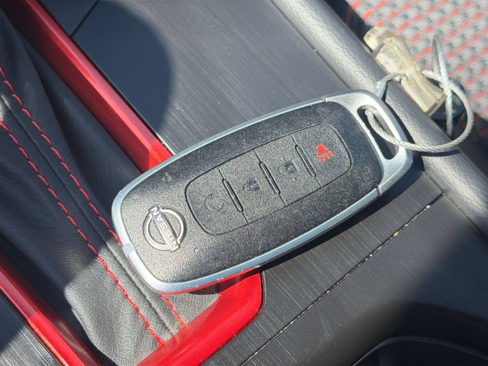 Used 2026 Nissan Kicks SR AWD/4WD image 25