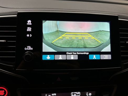 Certified 2023 Honda Passport TrailSport image 31