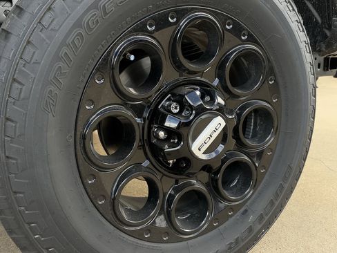 New 2026 Ford F250 Lariat w/ Black Appearance Package image 48