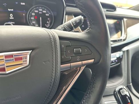 Certified 2025 Cadillac XT6 Premium Luxury w/ Platinum Package AWD/4WD image 76