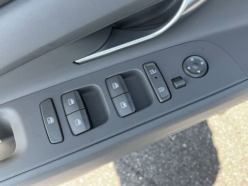 New 2026 Hyundai Elantra Sport FWD image 23