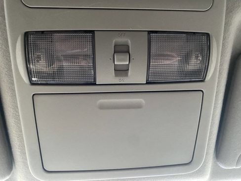 Used 2014 Nissan Xterra S image 18