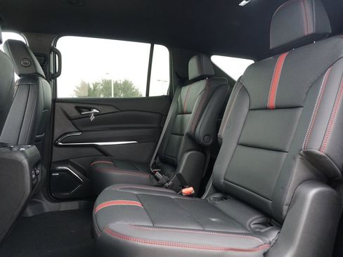 New 2026 Chevrolet Traverse RS image 23