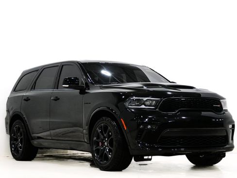 Used 2022 Dodge Durango R/T w/ Tow 'N Go Package image 1
