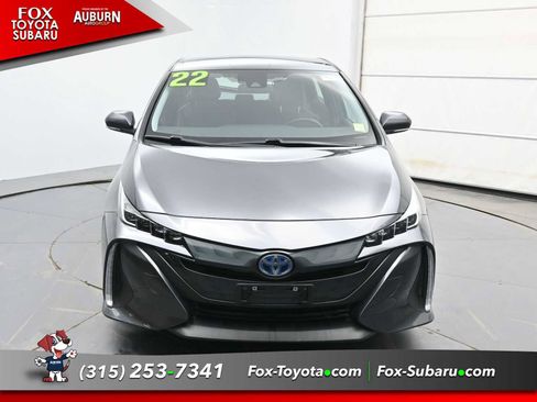 Used 2022 Toyota Prius Prime XLE image 3