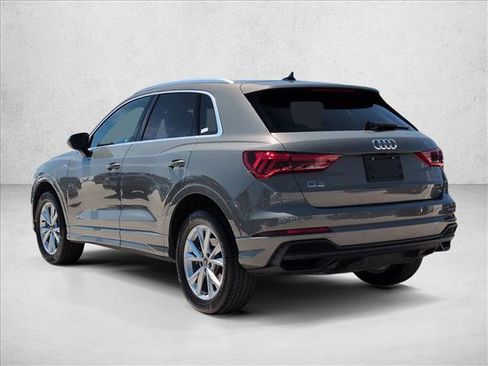 Used 2024 Audi Q3 2.0T Premium w/ Convenience Package AWD/4WD image 8