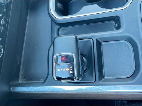 Used 2024 Chevrolet Silverado 1500 High Country AWD/4WD image 17