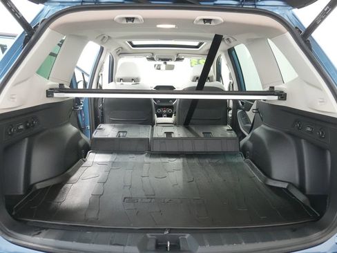 Used 2023 Subaru Forester Limited w/ Popular Package #3 image 26