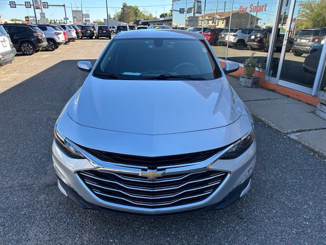 Used 2020 Chevrolet Malibu LT FWD image 2