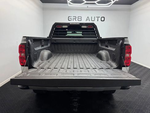 Used 2018 Chevrolet Silverado 1500 LT w/ All Star Edition image 7