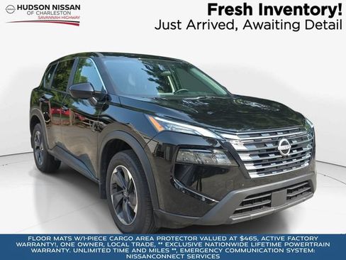 Used 2026 Nissan Rogue SV FWD image 1