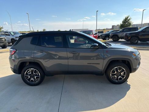 New 2026 Jeep Compass Trailhawk AWD/4WD image 6