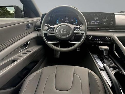 Used 2026 Hyundai Elantra Sport FWD image 8