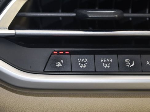 Used 2022 BMW X5 xDrive45e AWD/4WD image 8