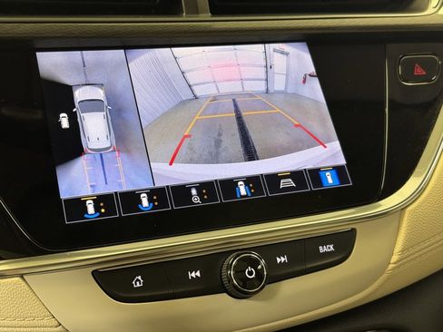 Used 2020 Buick Encore GX Essence w/ Experience Buick Package image 19