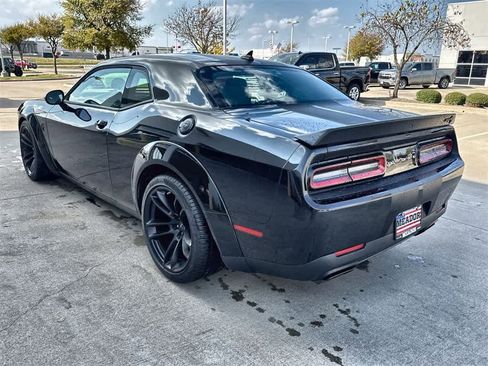 Used 2023 Dodge Challenger SRT Hellcat image 4
