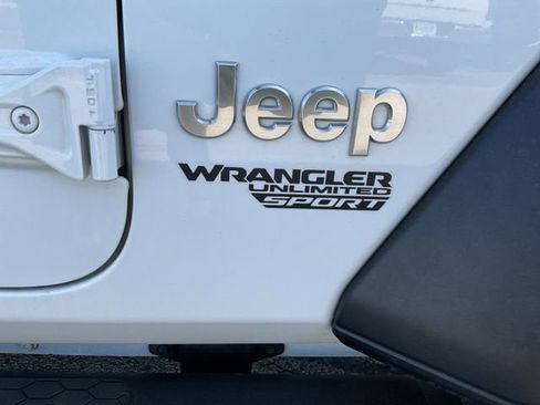 Used 2020 Jeep Wrangler Unlimited Sport S AWD/4WD image 13