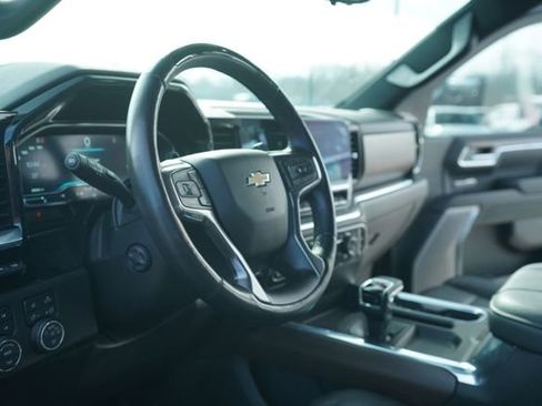 Used 2024 Chevrolet Silverado 1500 High Country image 28