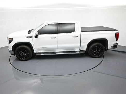 Used 2025 GMC Sierra 1500 SLT w/ SLT Premium Package AWD/4WD image 31
