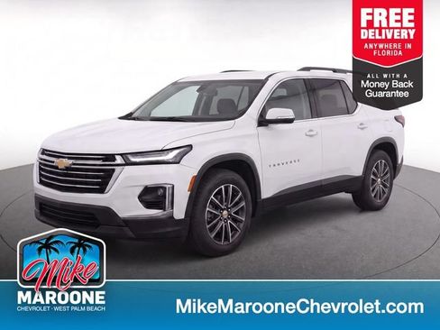 Used 2023 Chevrolet Traverse LT FWD image 1