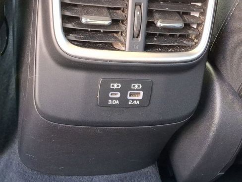 Certified 2023 Subaru Outback Premium image 12