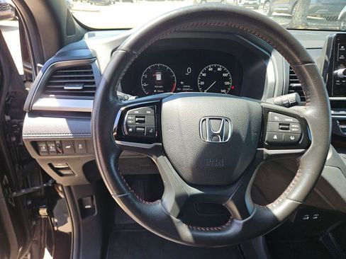 Used 2025 Honda Odyssey Sport-L image 17