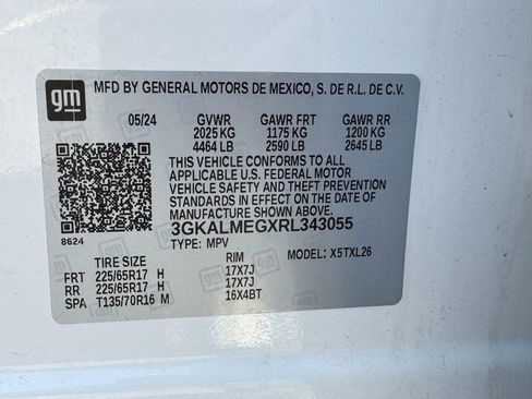 Used 2024 GMC Terrain SLE FWD image 25