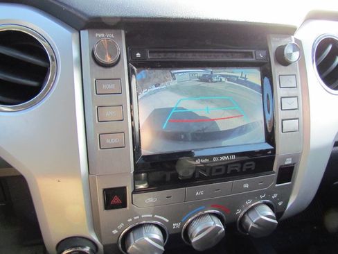 Used 2018 Toyota Tundra SR5 image 19