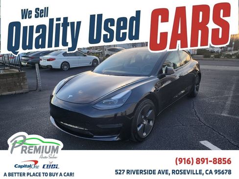 Used 2023 Tesla Model 3 Standard Range image 1