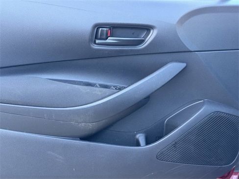 Used 2023 Toyota Corolla LE image 23